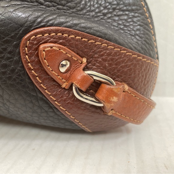 COLE HAAN VILLAGE TRI COLOR PEBBLE LEATHER DOUBLE POCKET LARGE SHOULDER BAG - Picture 5 of 9